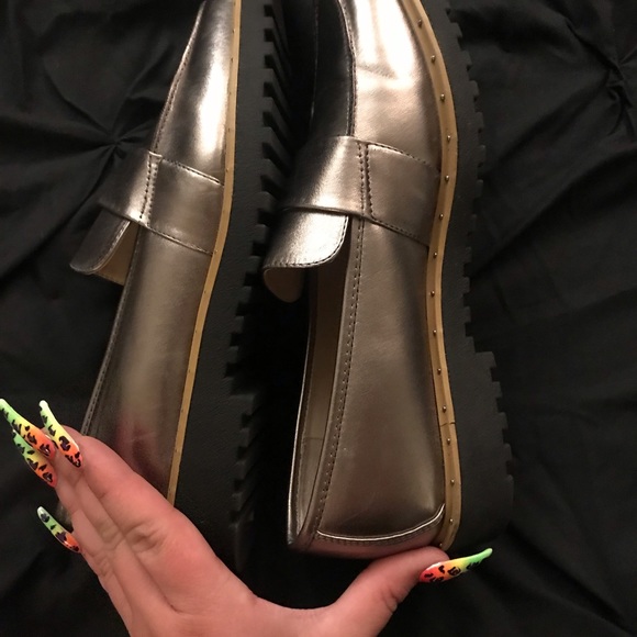 Bar III Delight Oxfor Loafers - Picture 5 of 9